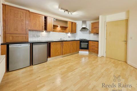 2 bedroom apartment to rent, Ladybank Avenue, Preston PR2