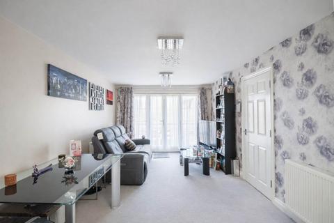 2 bedroom apartment for sale, Kensington, Stormont Court - Superb First Time Buy