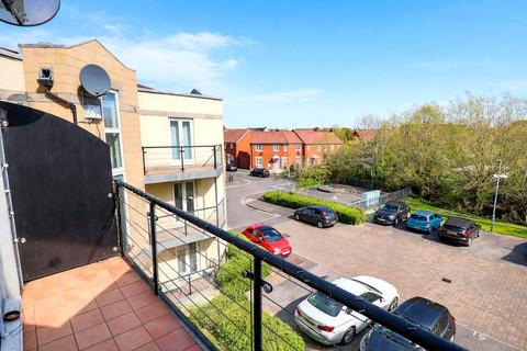 2 bedroom apartment for sale, Kensington, Stormont Court - Superb First Time Buy