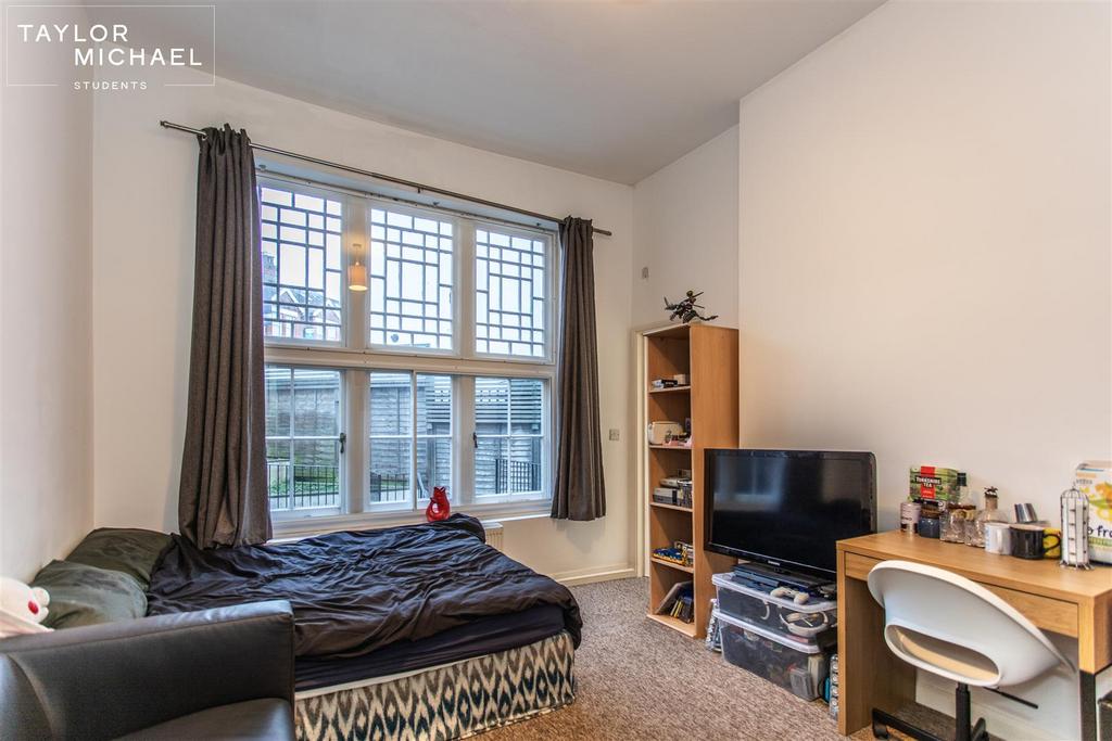 6, 212 Elm Grove-1.jpg
