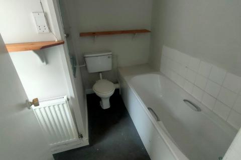 4 bedroom terraced house for sale, Talbot Road, Wrexham LL13
