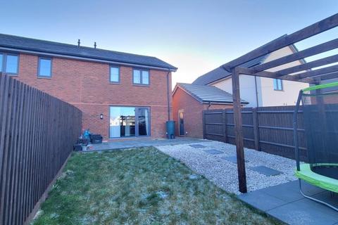 3 bedroom semi-detached house to rent, Lumb Close, Tadpole Garden Village, SN25