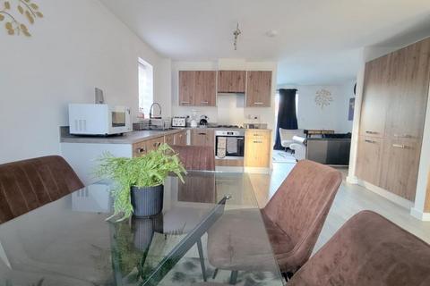 3 bedroom semi-detached house to rent, Lumb Close, Tadpole Garden Village, SN25