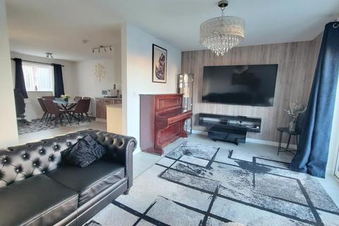 3 bedroom semi-detached house to rent, Lumb Close, Tadpole Garden Village, SN25