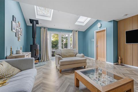 3 bedroom semi-detached house for sale, Nuns Orchard, Histon CB24