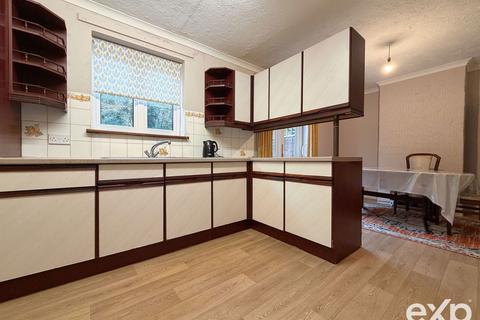 3 bedroom semi-detached house for sale, Grange Close, West Malling ME19