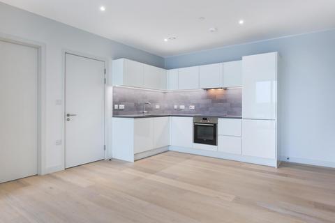 2 bedroom apartment for sale, Liner House, Royal Wharf, E16