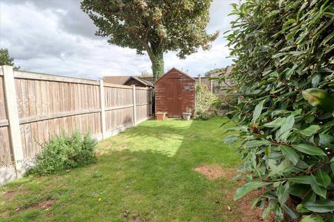 2 bedroom apartment for sale, Old Road, Clacton on Sea CO15