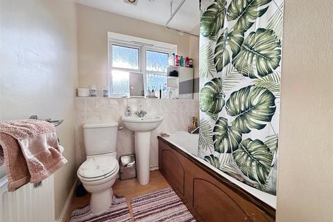 4 bedroom detached house for sale, Bolus Road, Leicester LE3