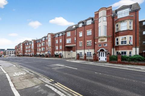 2 bedroom apartment for sale, Hallfield Road, York