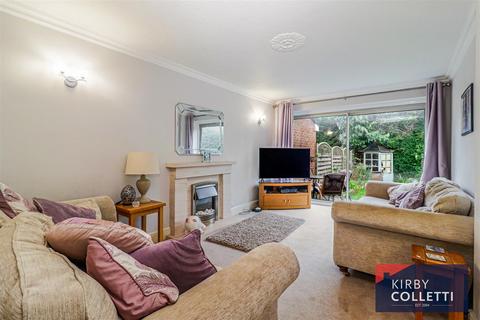 3 bedroom semi-detached house for sale, Old Nazeing Road, Broxbourne