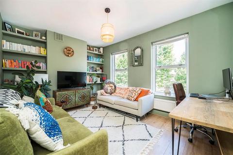 2 bedroom flat for sale, Hague Street, London E2