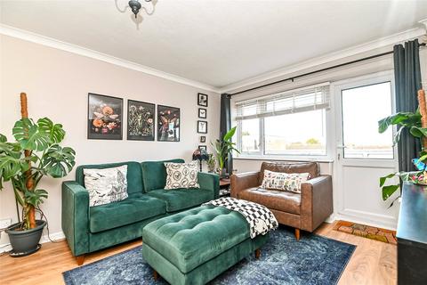 2 bedroom apartment for sale, Stirling Court, Stirling Close, New Milton, Hampshire, BH25