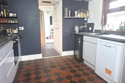 4 bedroom end of terrace house for sale, Priory Street, Corsham
