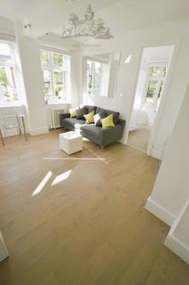 1 bedroom apartment to rent, Grove Hall Court