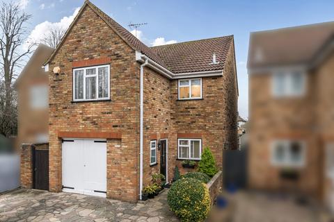 3 bedroom detached house for sale, Vernon Drive, Harefield, Uxbridge