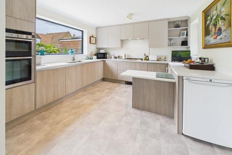 3 bedroom semi-detached house for sale, Albion Crescent, Chalfont St. Giles, Buckinghamshire, HP8