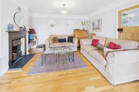 3 bedroom semi-detached house for sale, Albion Crescent, Chalfont St. Giles, Buckinghamshire, HP8