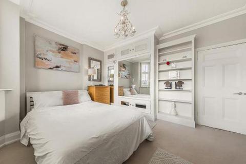 2 bedroom apartment to rent, Dorset Square, London NW1