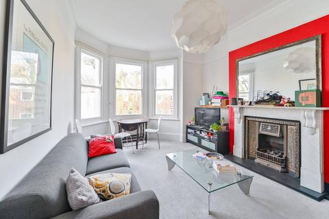 3 bedroom flat to rent, Cranworth Gardens, SW9, Stockwell, London, SW9