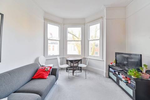 3 bedroom flat to rent, Cranworth Gardens, SW9, Stockwell, London, SW9