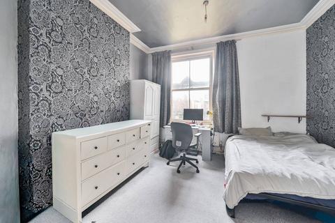Cranworth Gardens, SW9, Stockwell, London, SW9