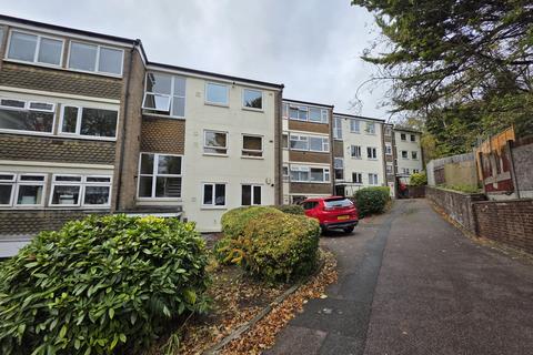 undefined, Richmond Court, Richmond Hill, Luton, Bedfordshire