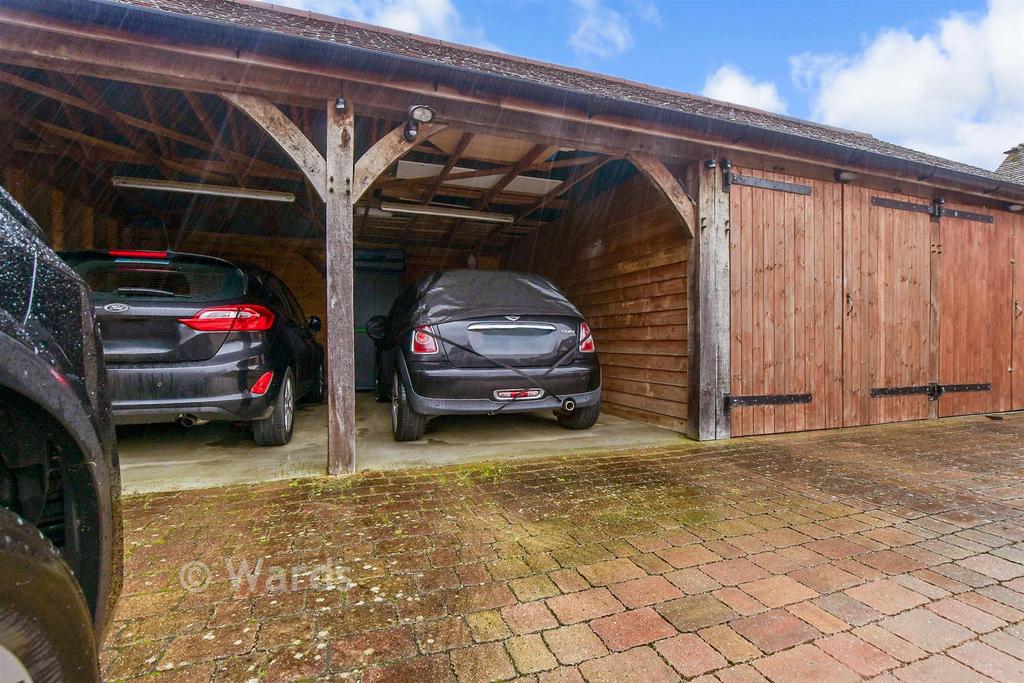 Driveway/Parking