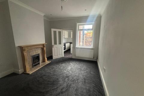 2 bedroom terraced house to rent, Hagley Road West, Smethwick
