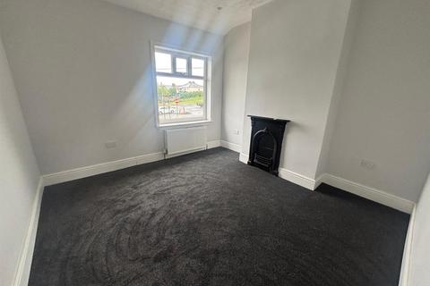 2 bedroom terraced house to rent, Hagley Road West, Smethwick