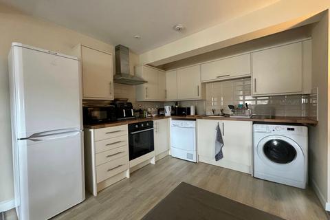 2 bedroom flat to rent, Victoria Chambers, Swindon SN1