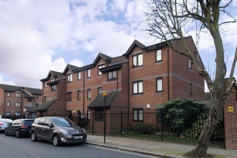 1 bedroom flat to rent, Rouel Road, London SE16