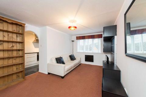 1 bedroom flat to rent, Rouel Road, London SE16