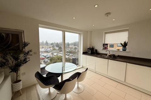 2 bedroom flat to rent, Dorchester Mansions,  Bracknell,  RG12