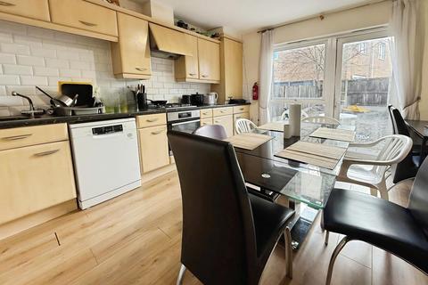 undefined, Aspull Walk, Manchester, Greater Manchester, M13