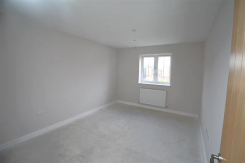 3 bedroom house to rent, Maude Close, New Romney TN28