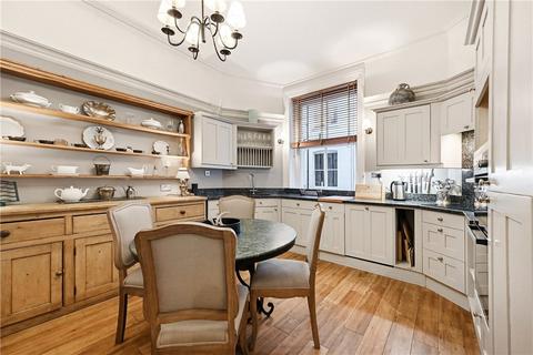 4 bedroom apartment to rent, Drayton Gardens, South Kensington, London, SW10