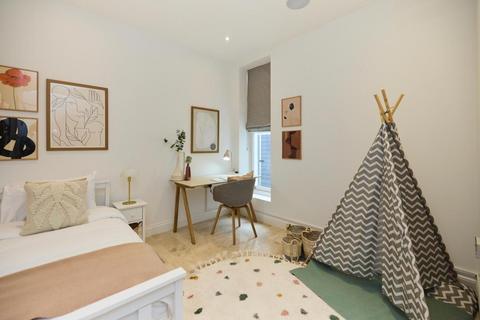 5 bedroom house to rent, St. Augustines Road, London