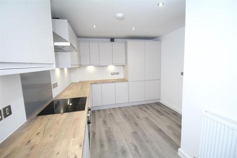 3 bedroom house to rent, Maude Close, New Romney TN28