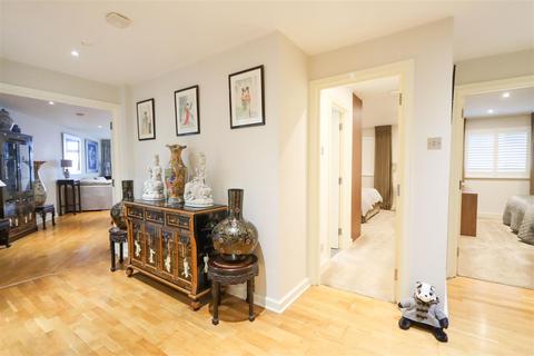 2 bedroom apartment for sale, Esplanade, Jersey JE2