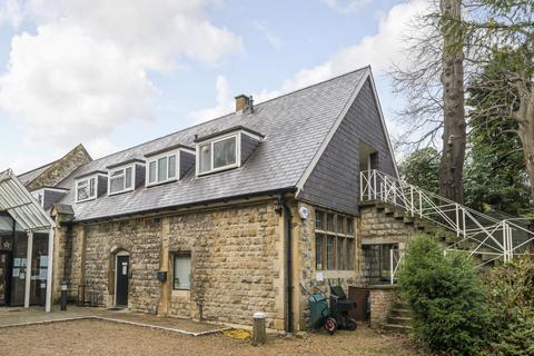 3 bedroom flat to rent, Lubbock Road Chislehurst BR7