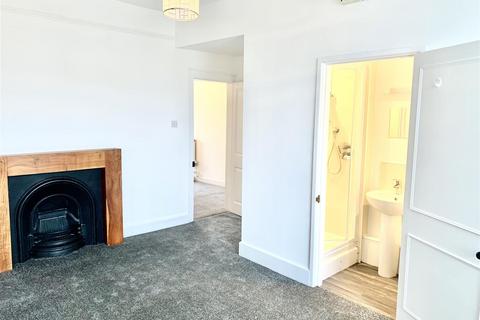 undefined, Flat 1, 42 Market Place