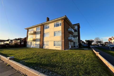 2 bedroom flat to rent, Japonica Court, Marine Parade East, Clacton-on-Sea, CO15