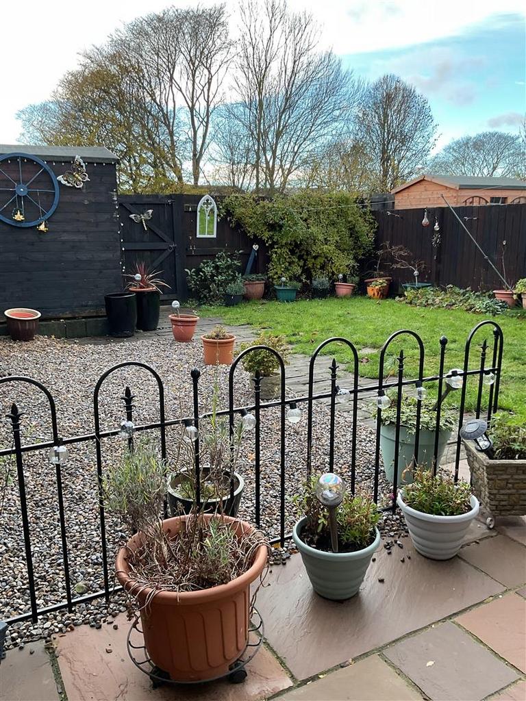 Garden 3.jpg