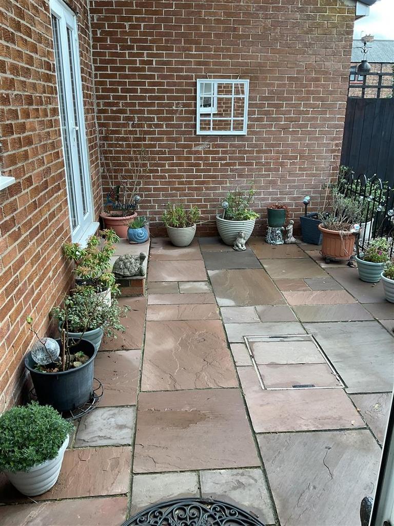 Garden 1.jpg