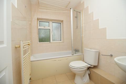 1 bedroom apartment to rent, Hungerford Avenue, Slough, Berkshire, SL2