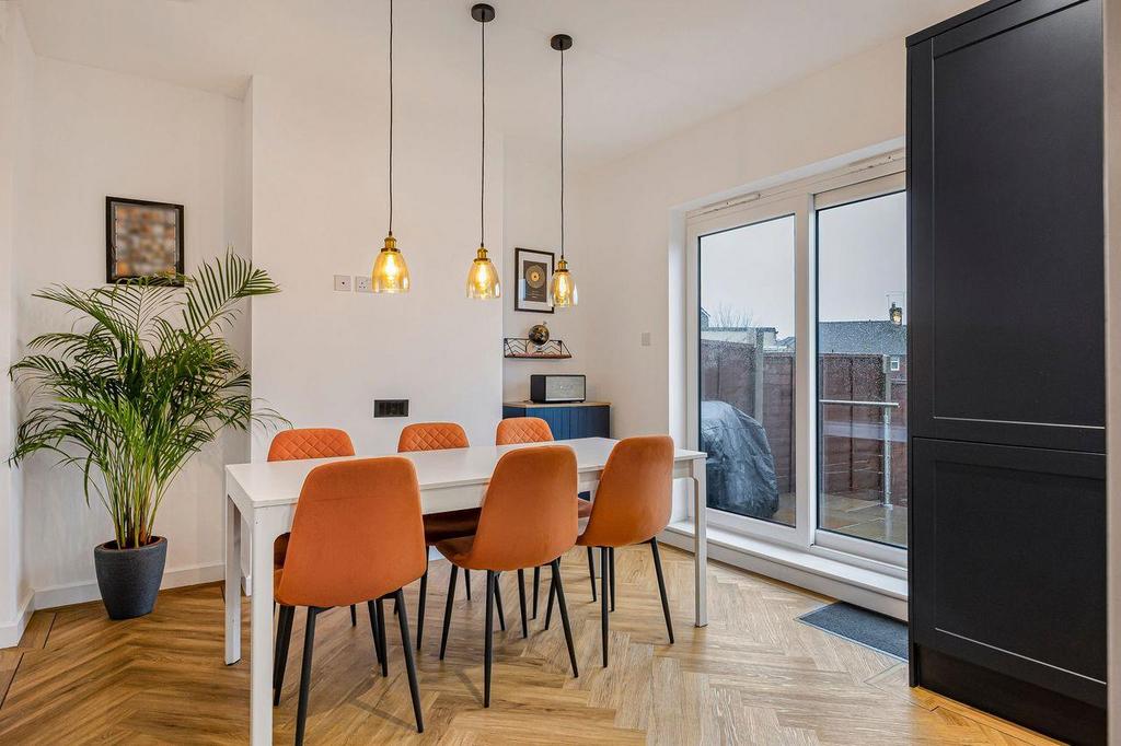 Dining Room.jpeg