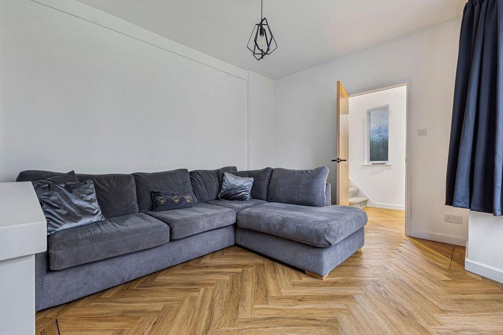 Lounge v4.jpeg