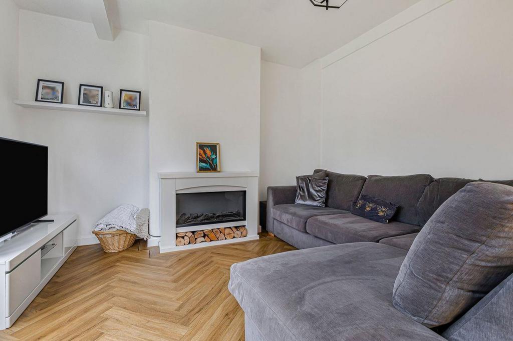 Lounge v3.jpeg