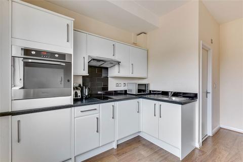 1 bedroom flat to rent, Upper Tooting Road, London SW17